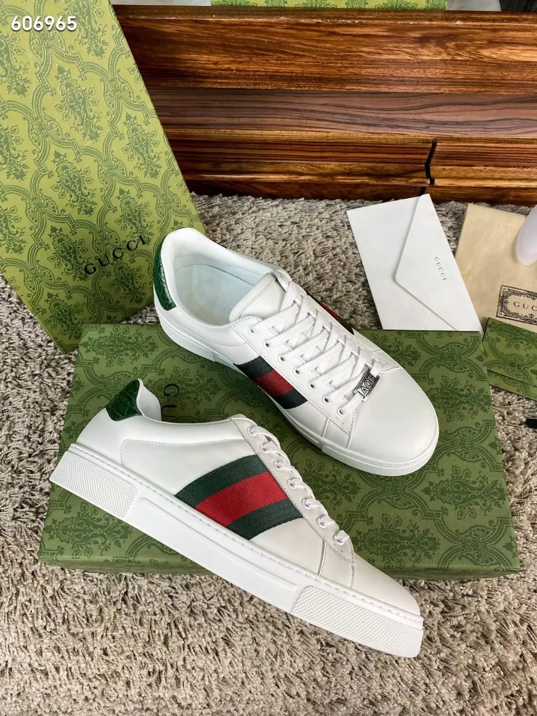 Men's Men's Shoes Men's Men's 💰380 new men's shoes GUCCI [Lightning] latest shoes shipped. Original quality, fashionable, special materials, sheepskin lining, new packaging. The foot feels super comfortable and the workmanship is impeccable. Size: 38-45